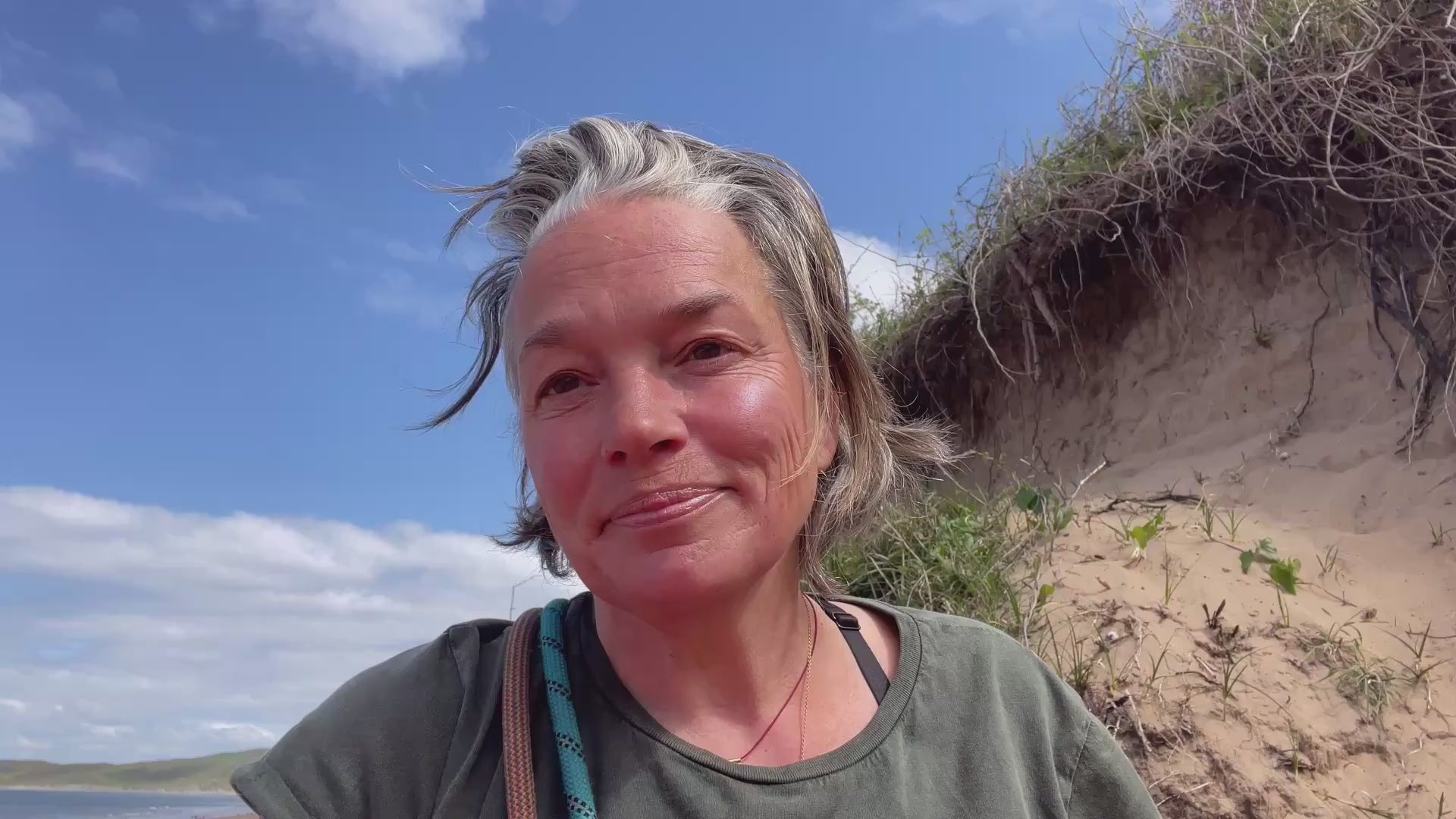 Load video: this video is an introduction to jacs waggett and her curious creative coaching